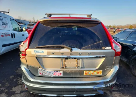 2015 Volvo Xc60 T6 Platinum из США, поврежденный, VIN YV4902RD7F2582181